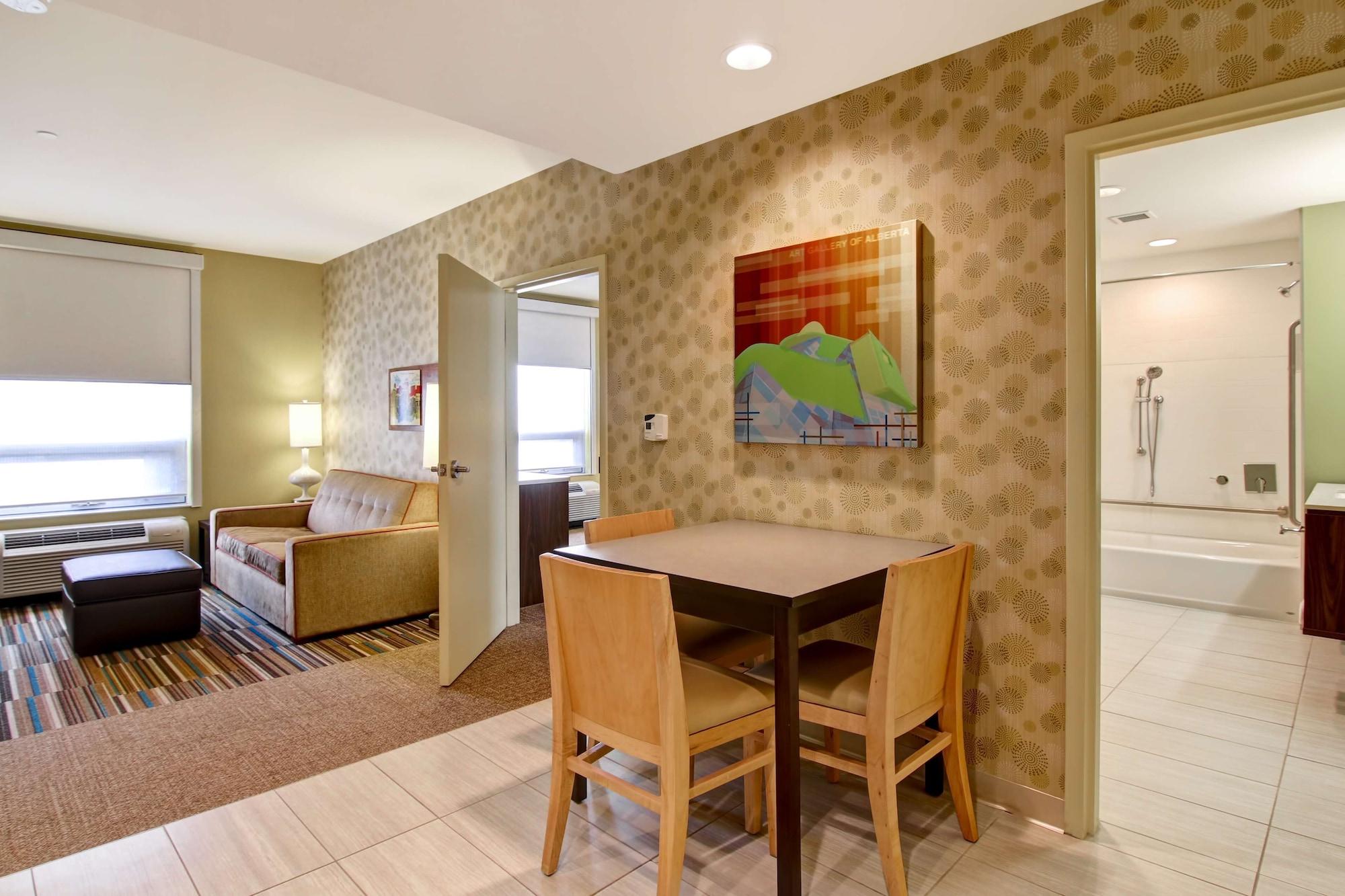 Home2 Suites By Hilton West Едмънтън Екстериор снимка
