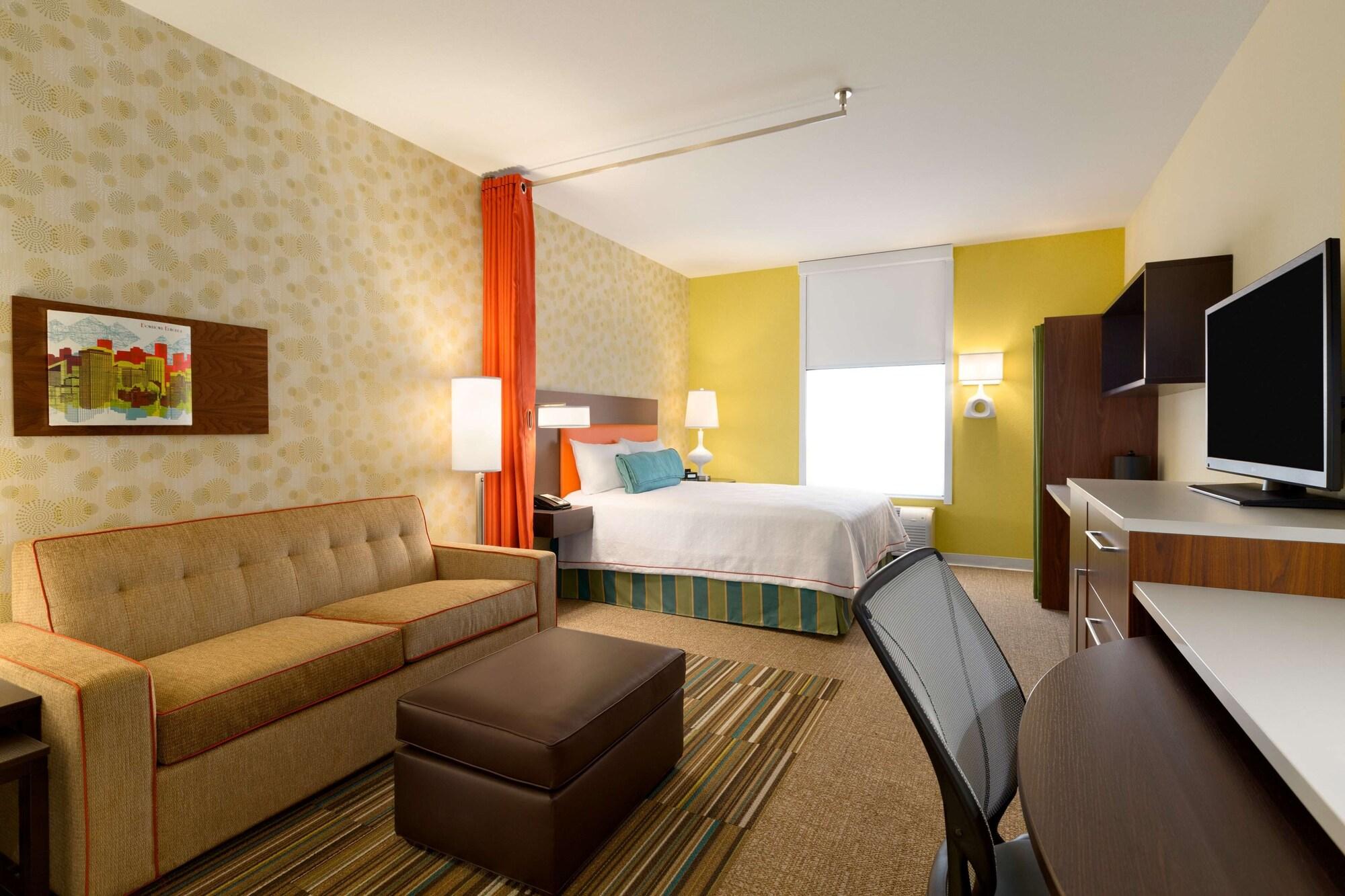 Home2 Suites By Hilton West Едмънтън Екстериор снимка