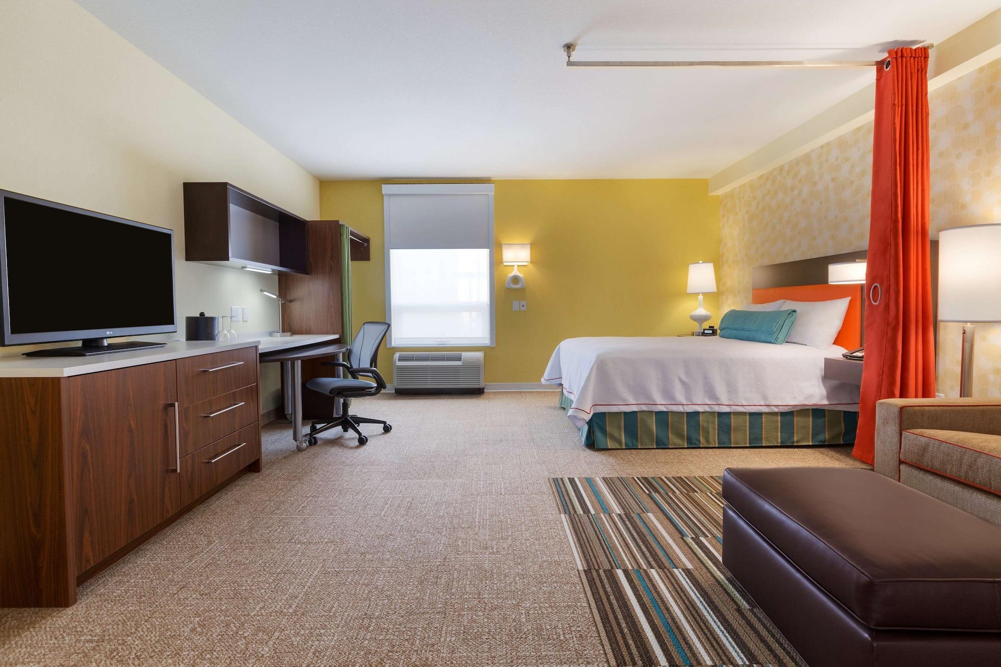 Home2 Suites By Hilton West Едмънтън Екстериор снимка