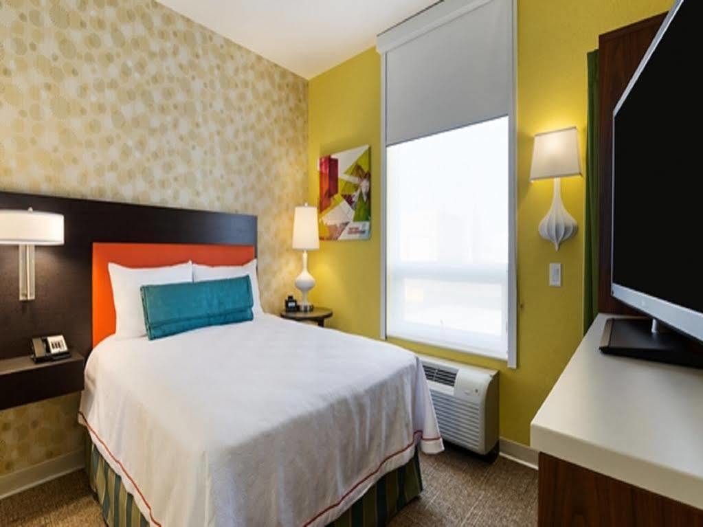 Home2 Suites By Hilton West Едмънтън Екстериор снимка